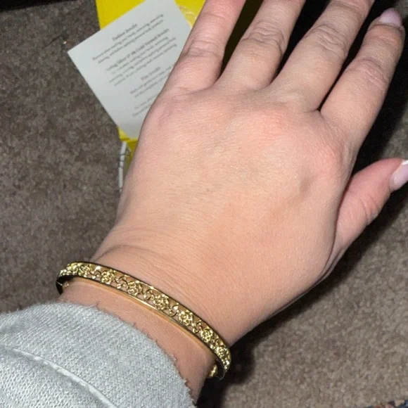 Kendra Scott Gold Bangle Bracelet - Picture 2 of 2